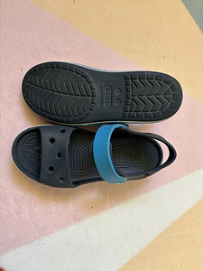 Crocs шлёпки, J1 (2 фото из 7)