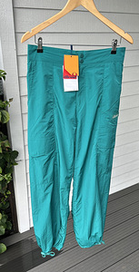 Uued ELLESSE püksid, suurus L / 40 (2 foto / 8)