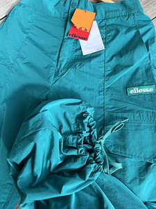 Uued ELLESSE püksid, suurus L / 40 (4 foto / 8)