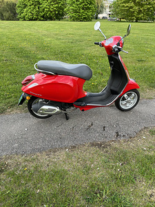 Roller Vespa primavera 50cc 4T (4 foto / 7)