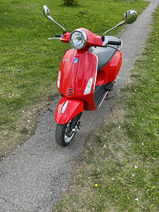 Roller Vespa primavera 50cc 4T (6 foto / 7)