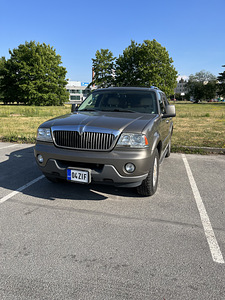 Lincoln Aviator 4,6 2003a (1 foto / 11)