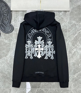 Chrome hearts / Off White худи, футболки, шорты (3 фото из 10)