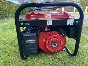 HONDA bensiini generaator (4 foto / 4)