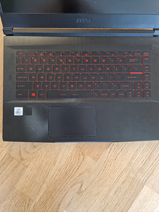 Ноутбук MSI intel core i7 (4 фото из 7)