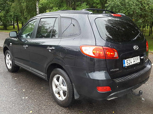 Hyundai Santa Fe (4 foto / 12)