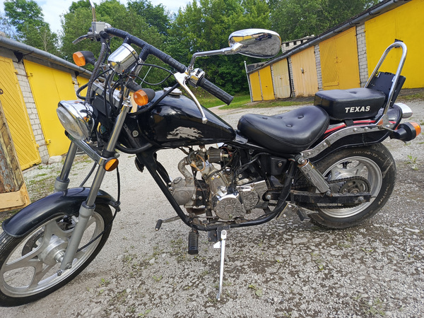Kõik kokku:Müüa Qingqi QM200GY choper moped 50cc