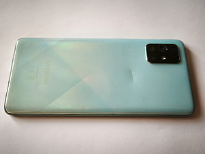 Samsung Galaxy A71 (3 foto / 3)