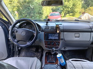 Продается Mercedes-Benz ML 430 (3 фото из 7)