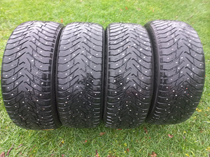 Naastrehvid R18/55/235 Nokian Hakkapeliita 8 Suv (1 foto / 3)