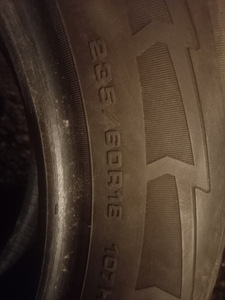 Lamell rehvid R18/60/235 Goodyear Ultragrip suv (4 foto / 6)