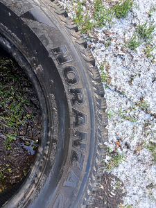 Naastrehvid R16/65/215 Bridgestone noranza 2 (4 foto / 5)