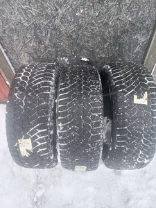 Naastrehvid R18/60/265 Continental ContiIcecontact (1 foto / 4)