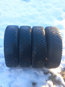 Шипованные шины R14/70/165 Goodyear Ultragrip 400