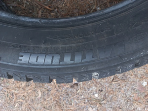 Ламелевые шины R20/45/265/ Michelin Latitud (4 фото из 5)
