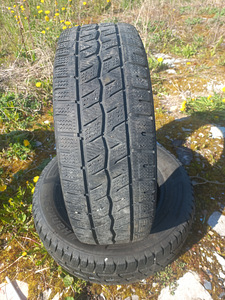 Suverehvid R16/65/215 C kaubikule Hankook (1 foto / 5)