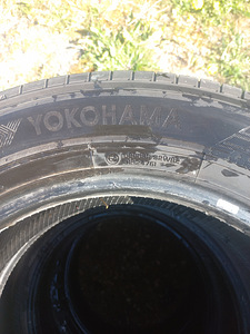 Летние шины R18/55/235 Yokohama (7 фото из 7)