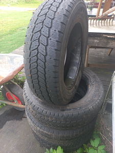 Naastrehvid R16/65/195 C kaubiku omad Michelin