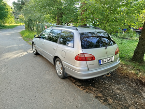 Toyota Avensis (3 foto / 15)