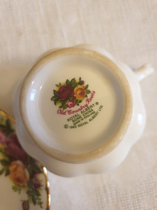 Old Country Roses, Royal Albert bone china (3 foto / 6)