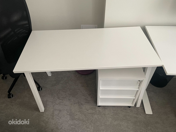 Белые столы \ white desks