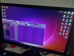 Монитор AOC 144Hz (2 фото из 2)