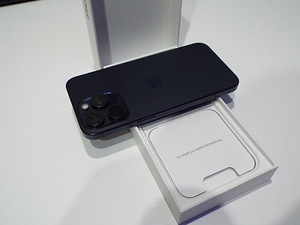 iPhone 15 pro max 256gb (2 foto / 2)