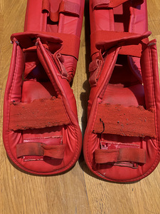Karate jalakaitsmed (2 foto / 2)