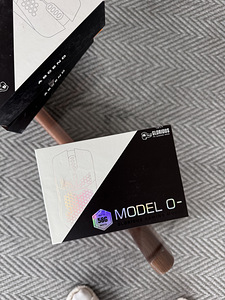 Glorious Model O- wired gaming mouse + mouse pad (2 foto / 9)