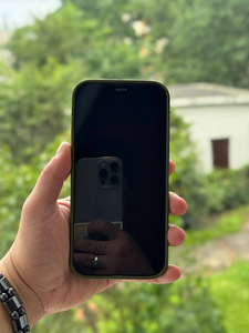 iPhone 12, 64gb (2 foto / 5)