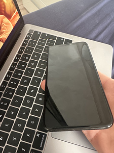 iPhone 11 pro max 64gb (3 фото из 3)