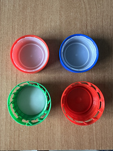 Plastikust KANISTER ilma korgita 5000ml/5L (2 foto / 2)
