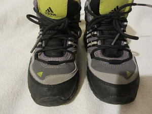 Kõrged k/s tossud Adidas, s. 24 (4 foto / 4)