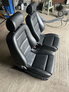 Audi D2 Recaro (3 foto / 3)