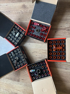 M12x1.25 veljemutrid