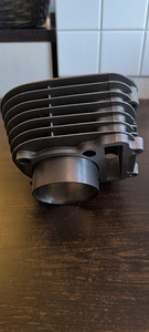 Silinder 229cm3 (250) (3 foto / 4)