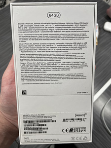 iPhone XR 64 GB (3 foto / 4)
