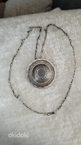 Серебряная брошь с изображением ацтекского календаря (фото #3)