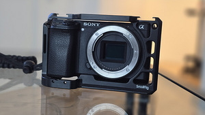 Sony a6300 kere hübriidkaamera (2 foto / 3)