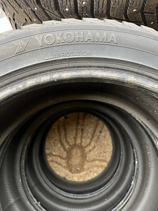 Шины YOKOHAMA 245/45R19 (3 фото из 6)