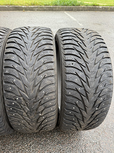 245/45R19 Yokohama (4 foto / 8)