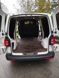 Volkswagen Transporter Long (5 foto / 6)