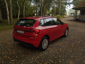 Skoda Kamiq (2 фото из 10)