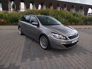 Peugeot 308 (2 foto / 8)