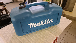 Lihvimismasin MAKITA BO5031K D125 300W (2 foto / 5)