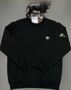 Stone Island (1 фото из 1)