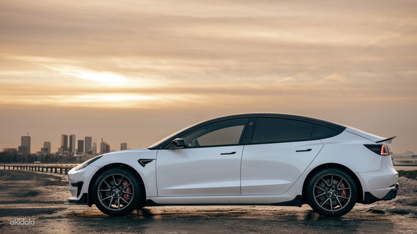 Tesla model 3