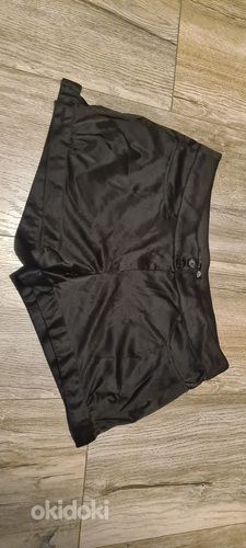 Lühikesed püksid, suurus 40