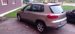 Vw Tiguan (15 foto / 15)