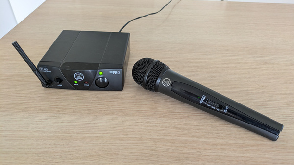 AKG Wireless Microphone WMS 40 Mini Vocal ISM2